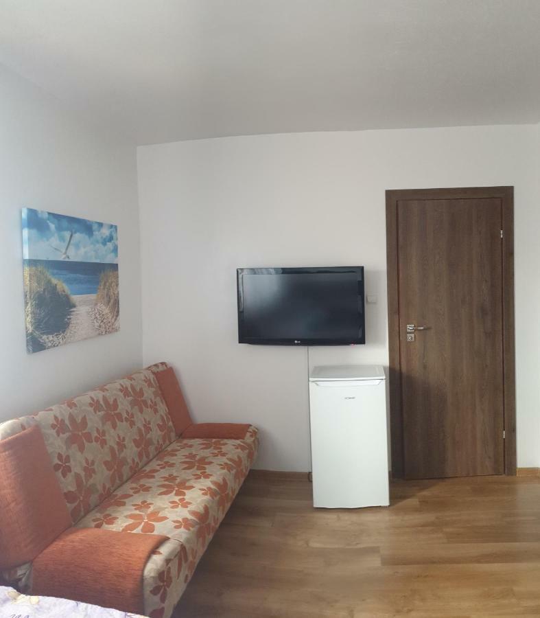 Pokoje Goscinne Pryzmat Wladyslawowo Exterior foto